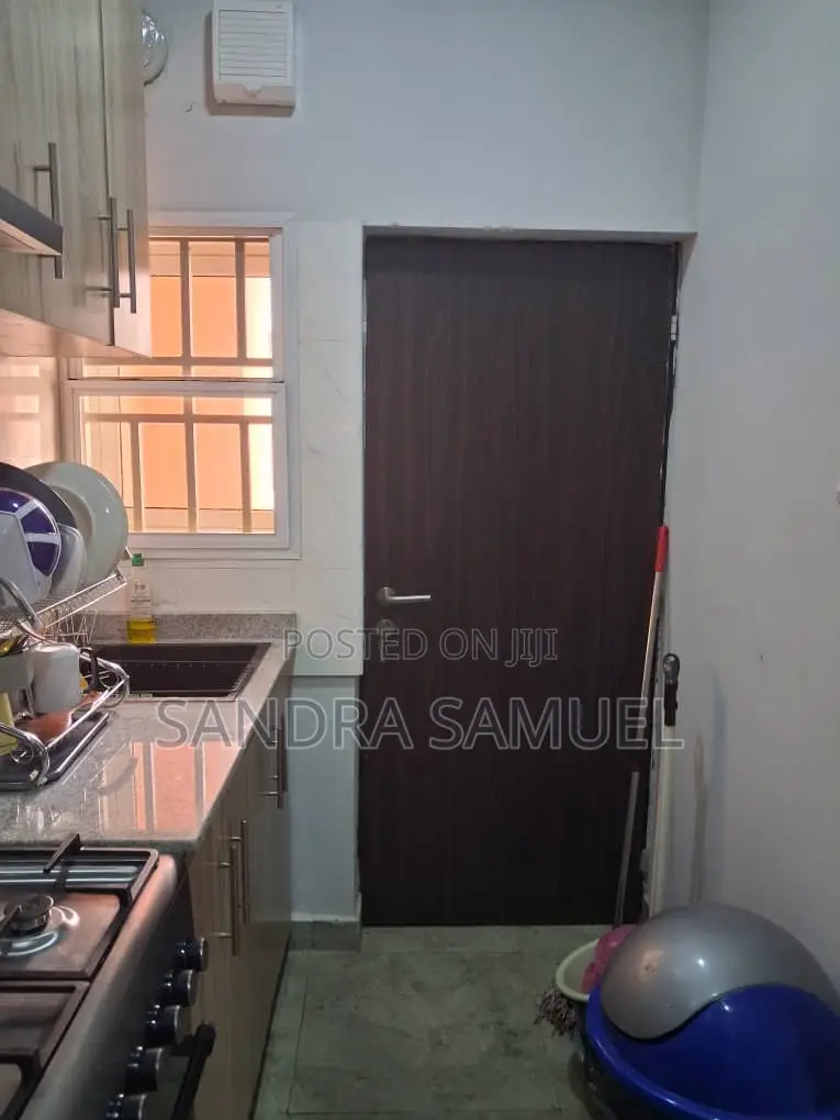 Service Apartment