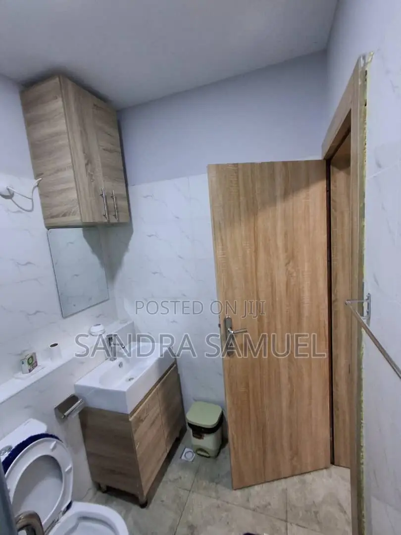 Service Apartment