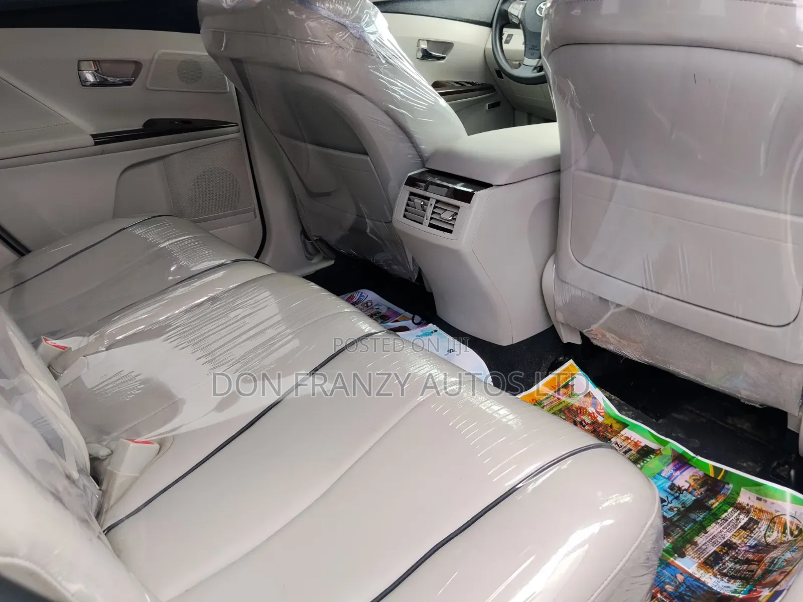 Toyota Venza 2010 Silver