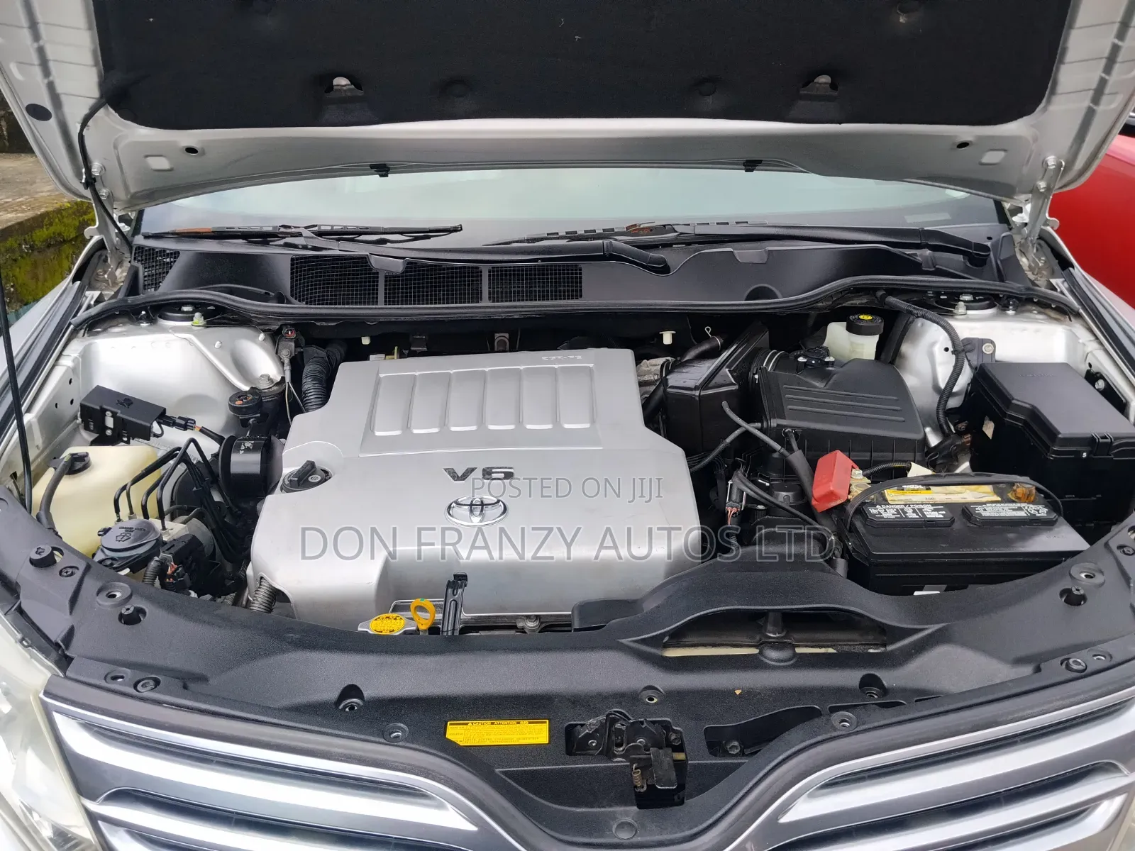 Toyota Venza 2010 Silver