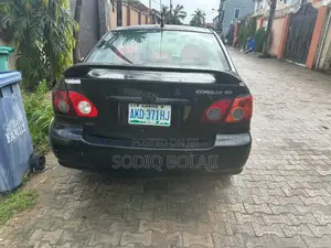 Toyota Corolla LE 2005 Black