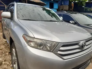 Toyota Highlander 2013 Silver