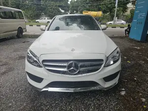 Mercedes-Benz C300 2016 White