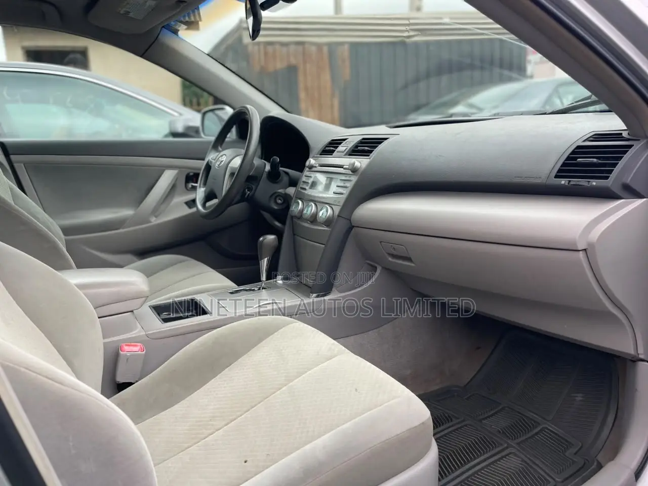 Toyota Camry 2.4 LE 2008 Silver