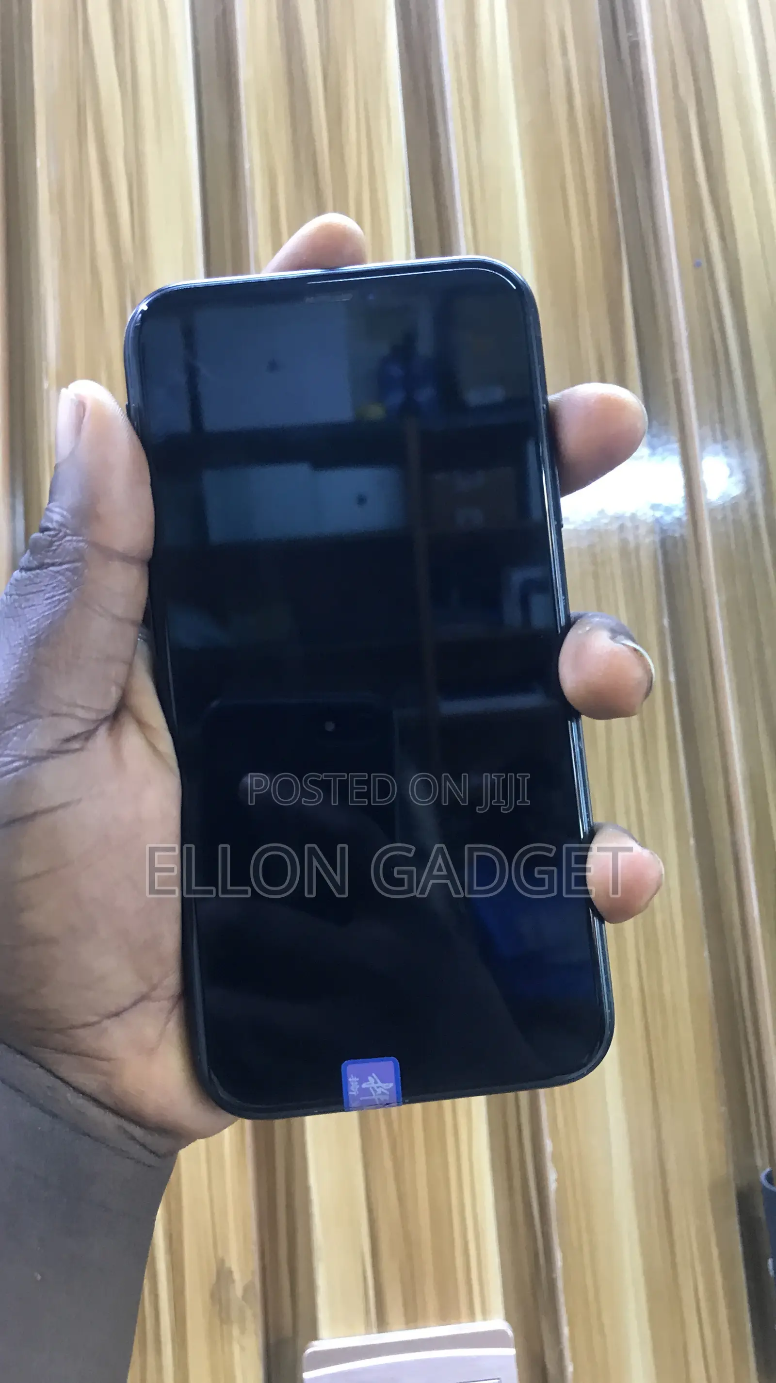 New Apple iPhone XR 128 GB Black