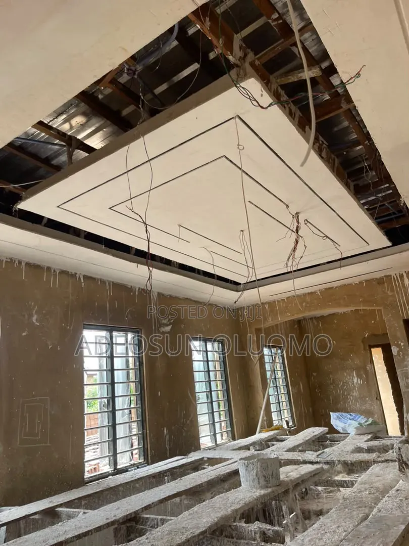 Pop Full Ceiling Interior Design