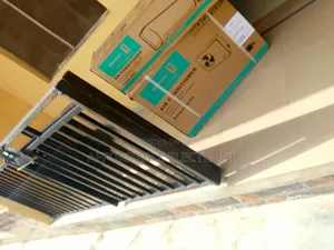 New in Hisense Inverter 1.5hp Split Ac