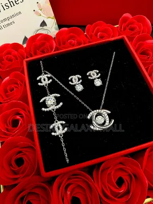 VVS Moissanite Diamond Female SetNecklace, Earring and Bracelet 