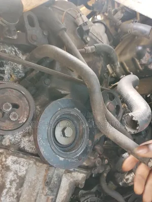 Suzuki Belt Engine for Mini-Bus