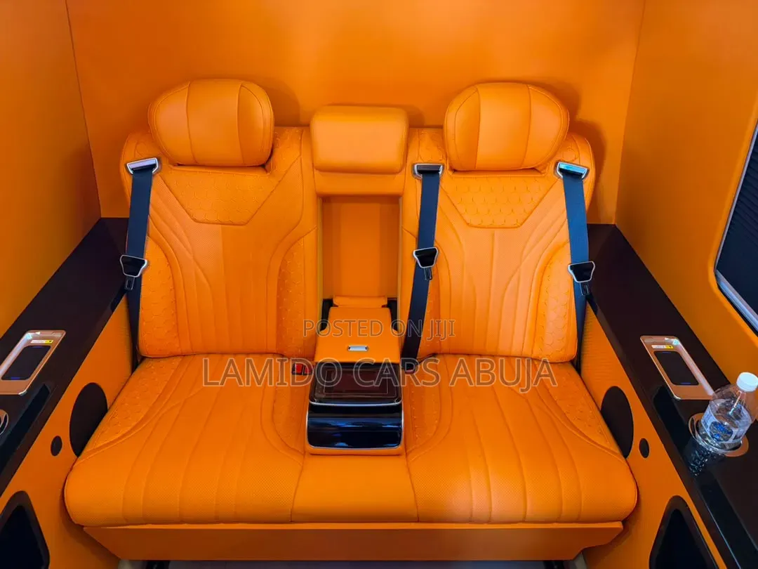 New Mercedes-Benz Sprinter 2025 Black