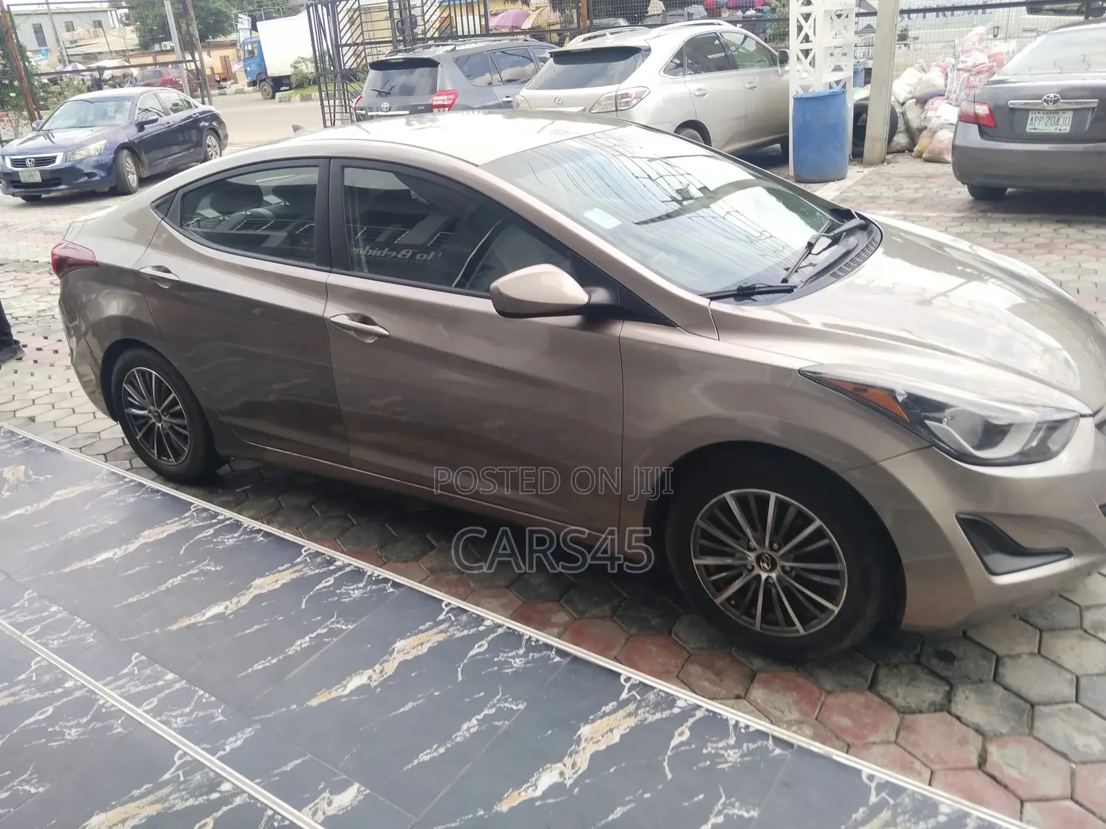 Hyundai Elantra 2015 Brown