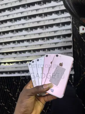 Apple iPhone 7 32 GB Gold