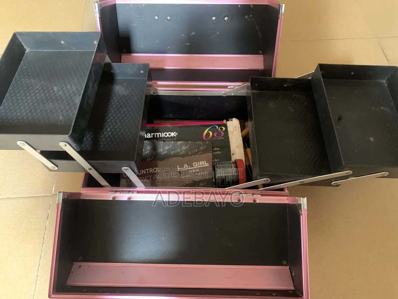 Makeup Box