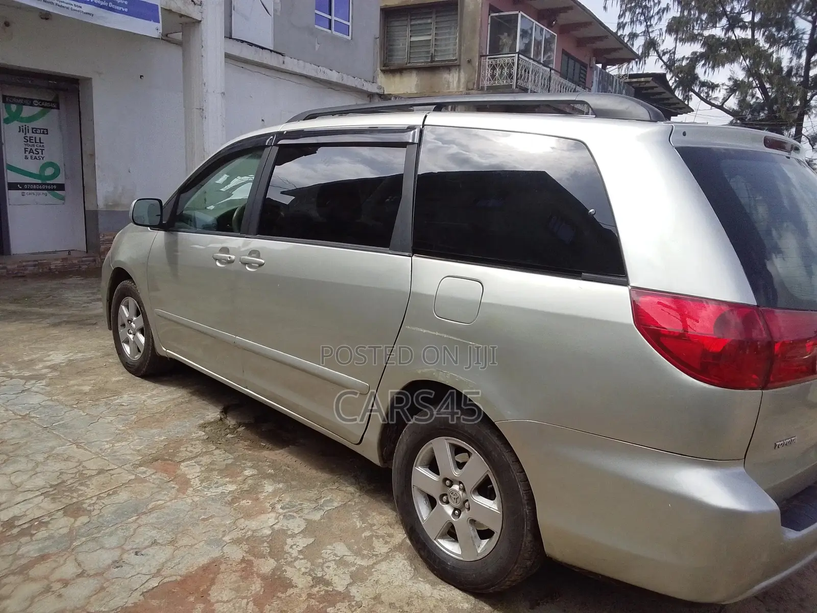 Toyota Sienna 2006 Silver
