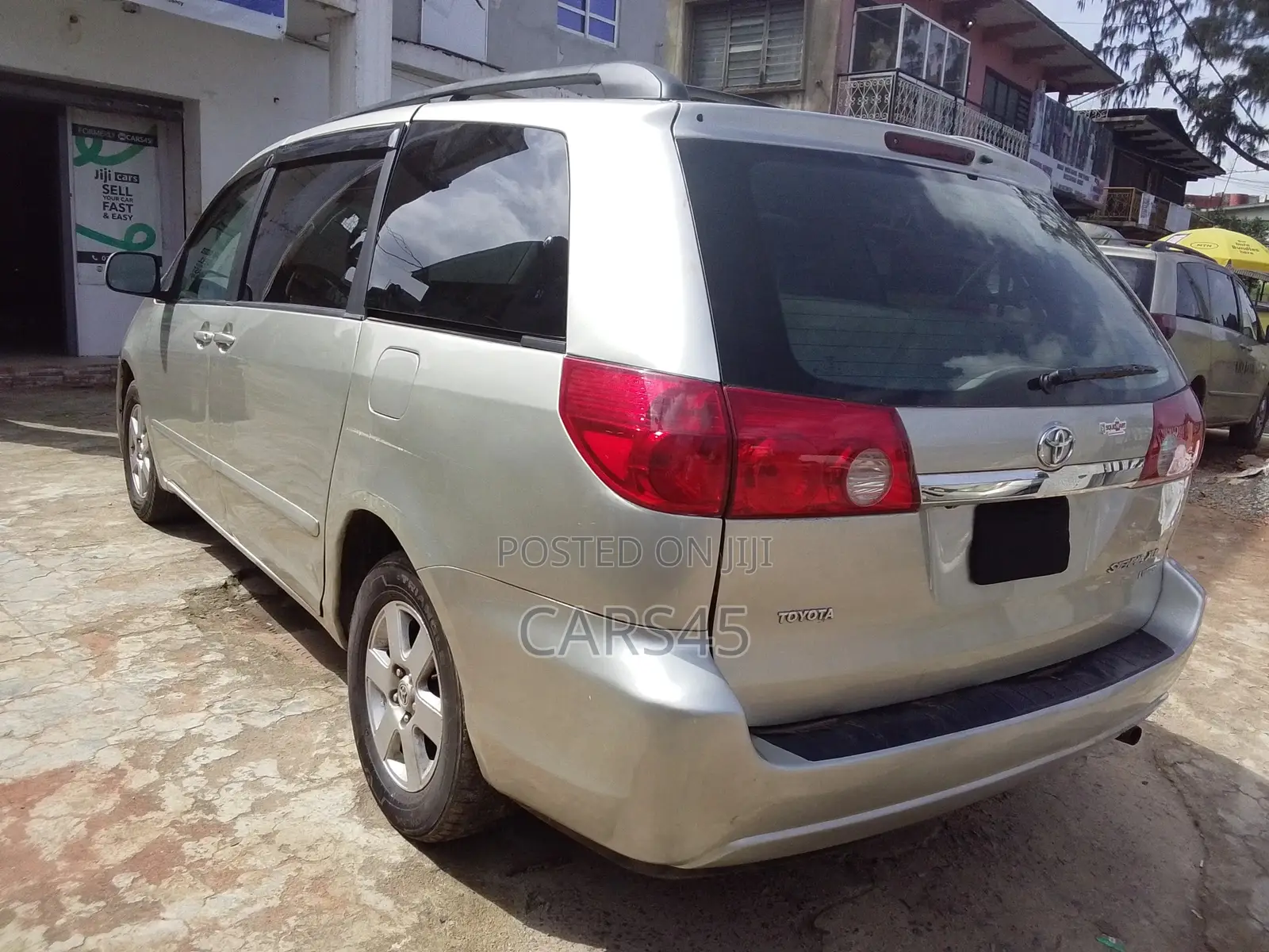 Toyota Sienna 2006 Silver