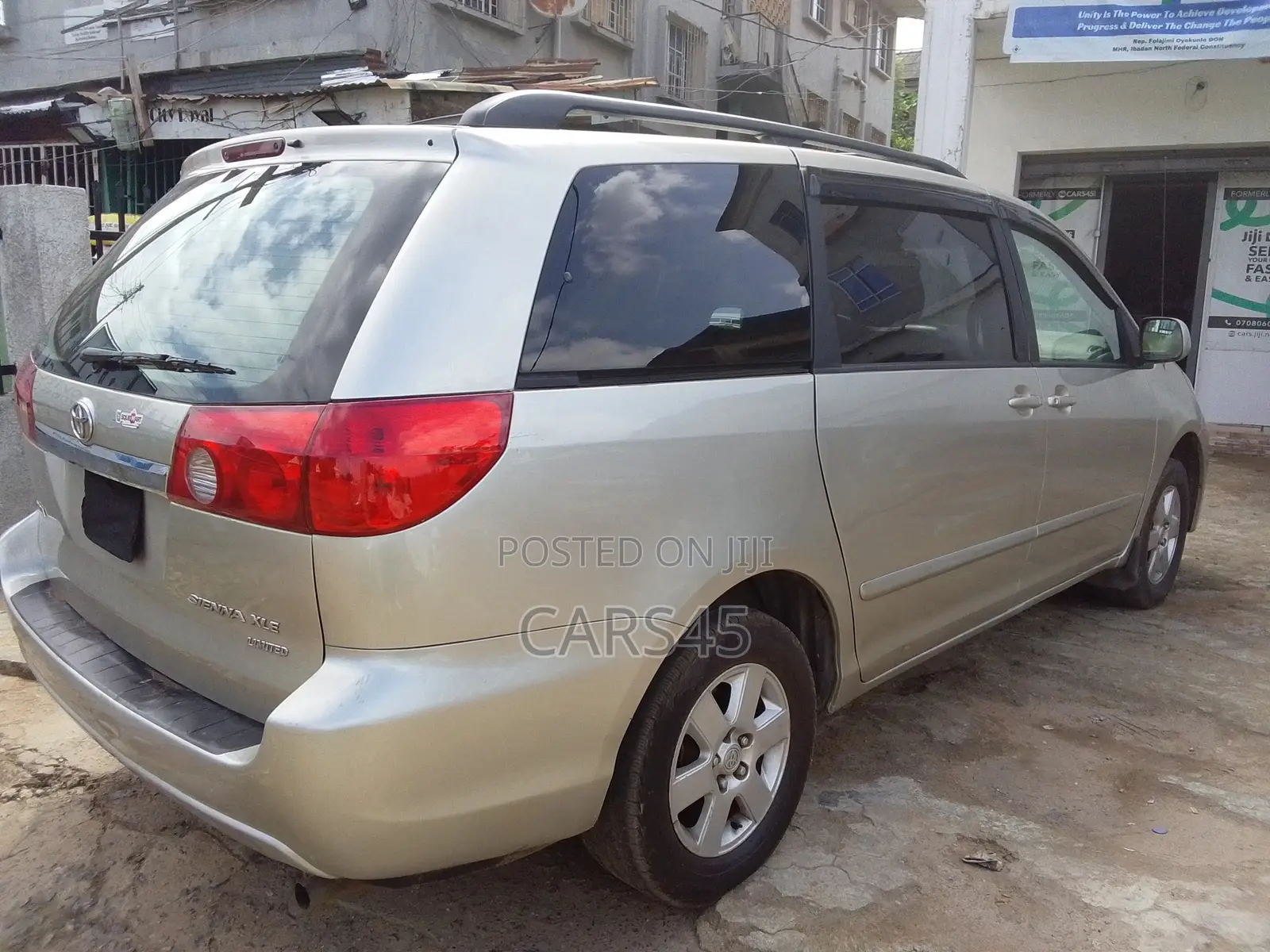 Toyota Sienna 2006 Silver