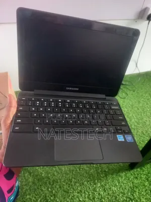 Laptop Samsung Chromebook 3 XE501 4GB Intel Pentium SSD 128GB
