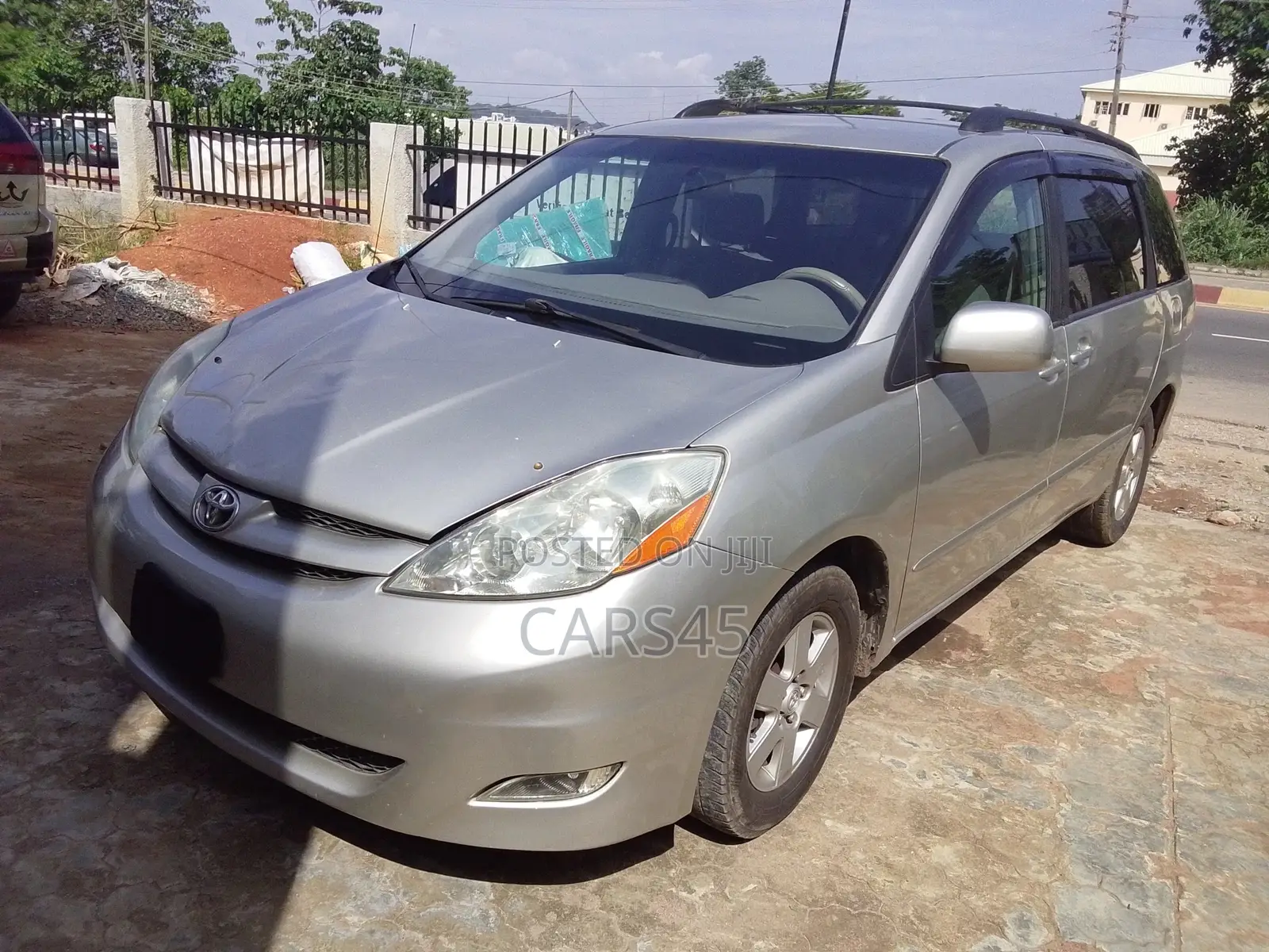 Toyota Sienna 2006 Silver