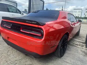 Dodge Challenger 2020 Pearl