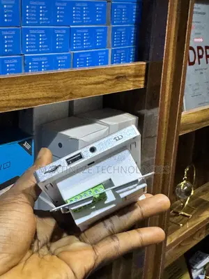 Ceiling Speaker in Wall Amplifier With Screen Touch