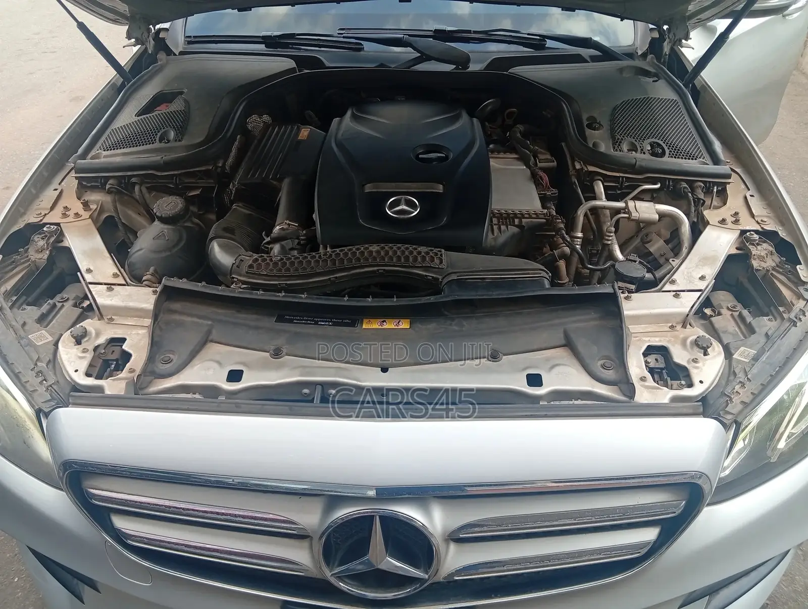 Mercedes-Benz E300 2017 Silver