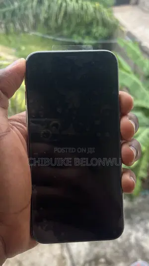 Apple iPhone XS 64 GB Black