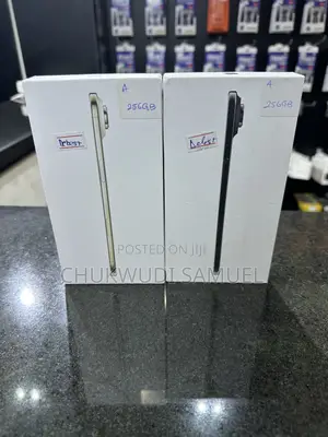 New Apple iPhone Air 256 GB Black