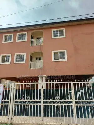 4bdrm Townhouse / Terrace in Mabushi for rent