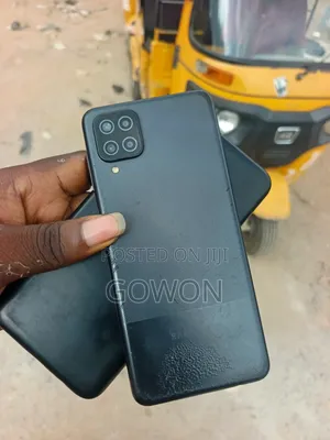 Samsung Galaxy A12 64 GB Black