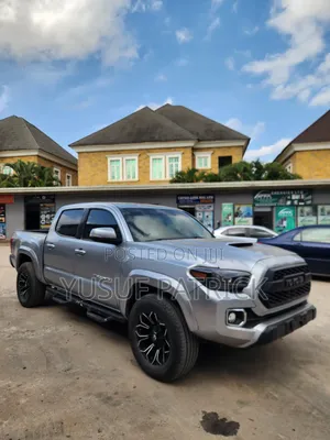 Toyota Tacoma 4dr Double Cab 2016 Silver