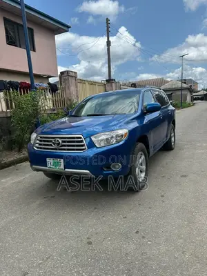Toyota Highlander 2010 Blue