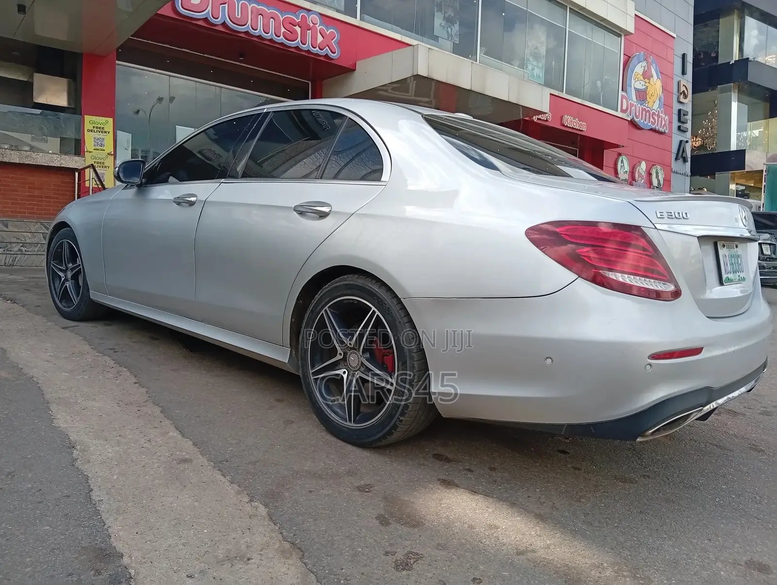 Mercedes-Benz E300 2017 Silver