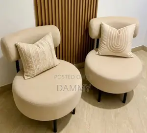 Bon Bon Armchair Features