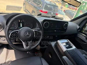 New Mercedes-Benz Sprinter 2025 Black