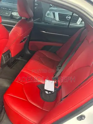 Toyota Camry 2019 White