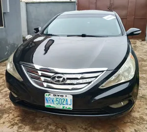 Hyundai Sonata GLS Sedan FWD (2.4L 4cyl 6A) 2012 Black