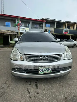 Nissan Bluebird 2010 Silver