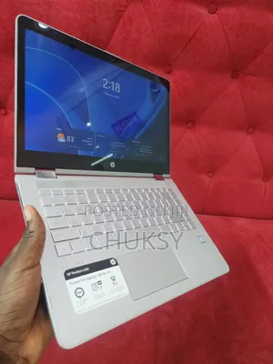 Laptop HP Pavilion 14 x360 2-in-1 8GB Intel Core i5 SSD 256GB