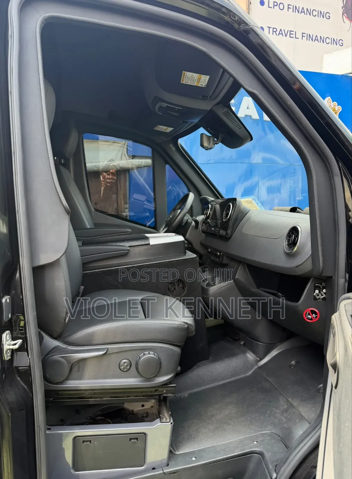 New Mercedes-Benz Sprinter 2025 Black