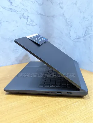 Laptop Asus ROG Strix G16 16GB Intel Core i7 SSD 1T