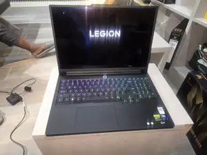 Laptop Lenovo Legion Pro 7 32GB Intel Core Ultra 9 SSD 1T