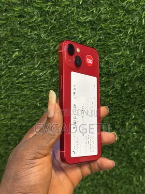 New Apple iPhone 13 128 GB Red