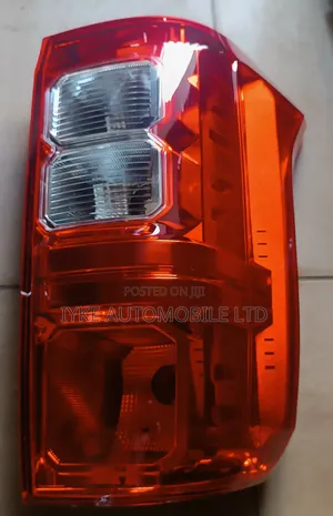 Rear Lights L200 2025 Bulb Type