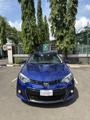 Toyota Corolla 2016 Blue