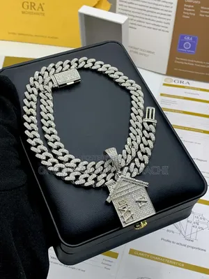 VVS Moissanite Diamond Cuban Neckchain and House Pendant