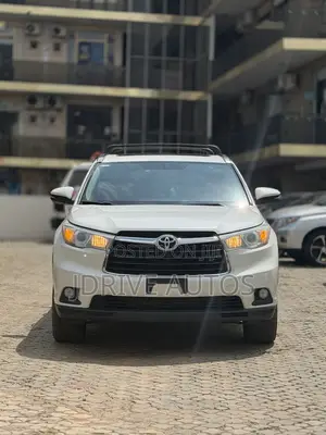 Toyota Highlander Limited V6 4x4 (3.5L 6cyl 6A) 2016 White