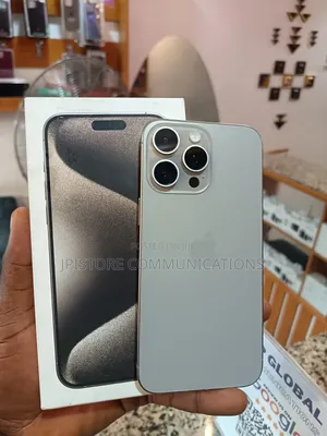 New Apple iPhone 15 Pro Max 256 GB Silver