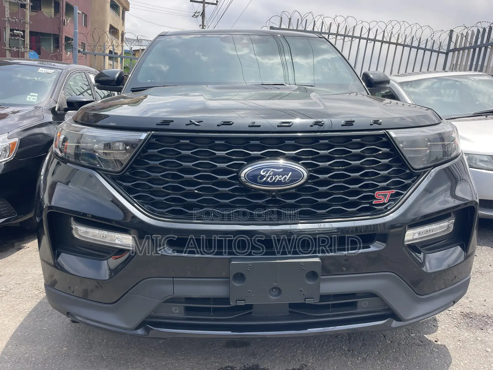 Ford Explorer 2021 Black