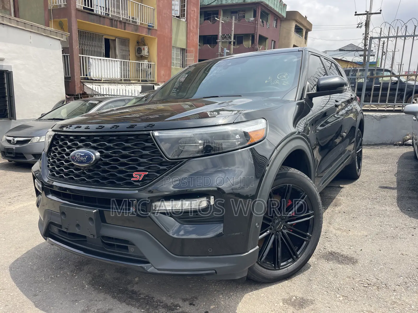 Ford Explorer 2021 Black