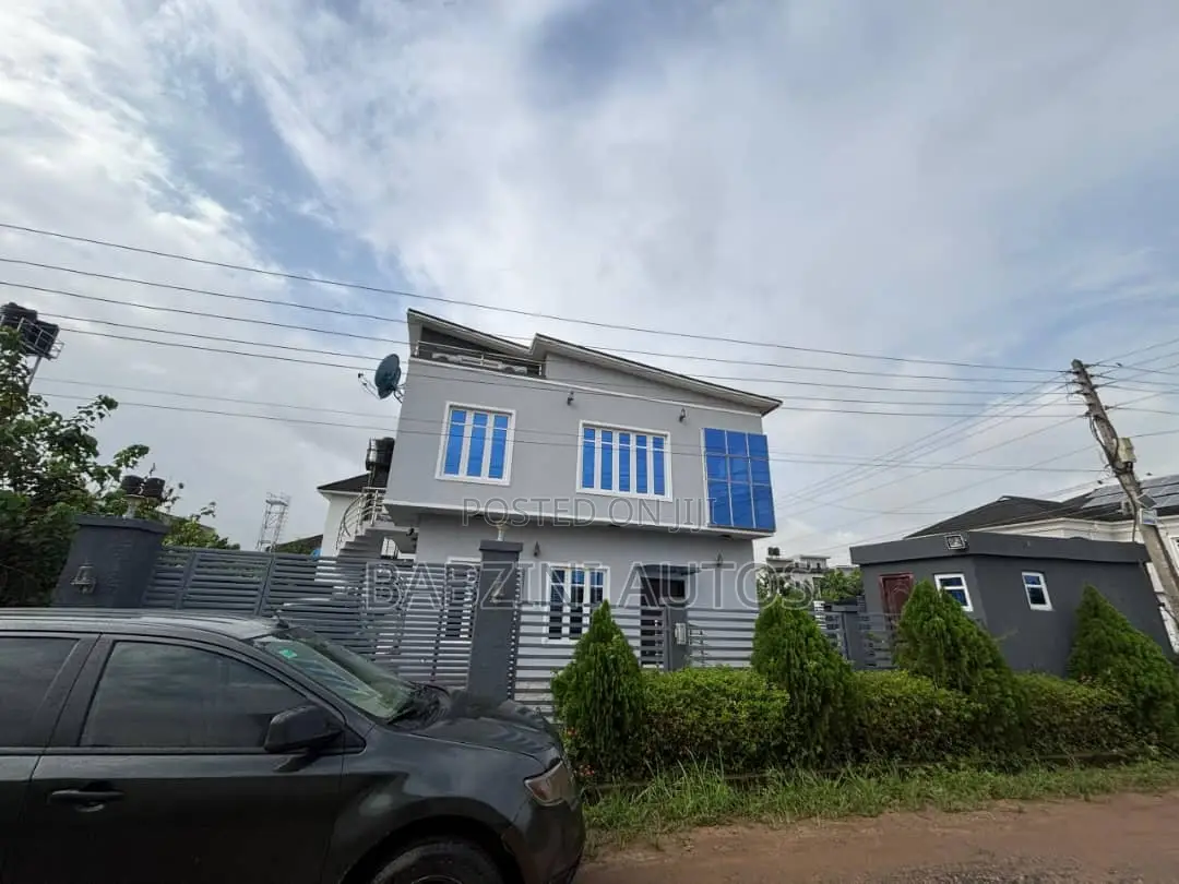 A Stand Alone 5bedroom Fully Detached Duplex on 324sqm Half Plot